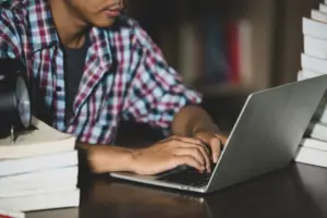 Como estudar para o ENAM: passo a passo para sua aprovação
